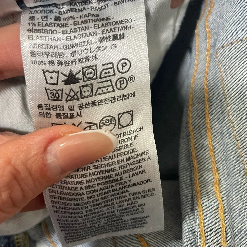 Levi's 502👖Men Premium Taper Fit Jeans with Vintage-Inspired Fading,size 31x32